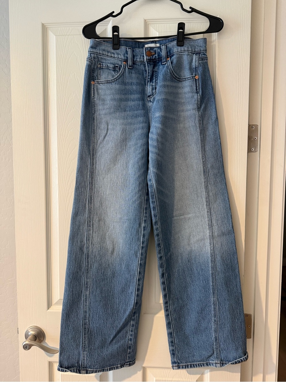 Evereve Light Blue Wide-Leg Jeans